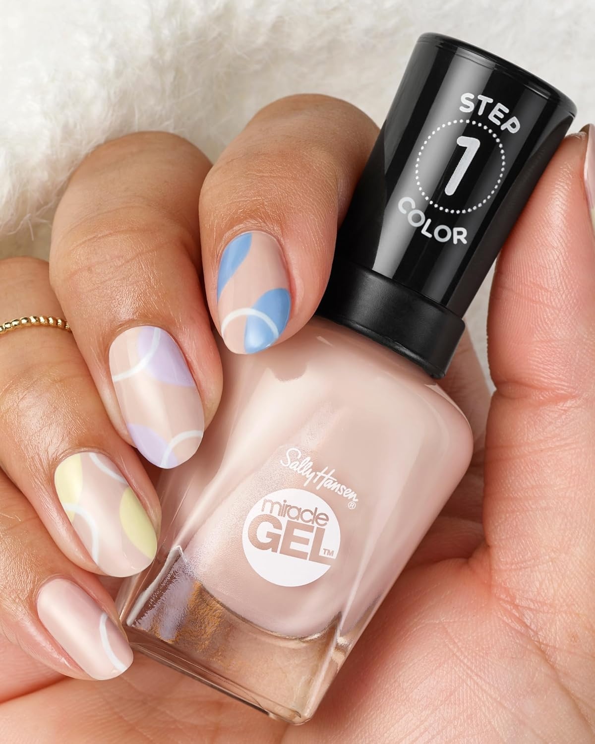 image:imageSally Hansen Miracle Gel Nail Polish Shade Slater Girl 809 05 Fl Oz Pack of 2187 Sheer Happiness